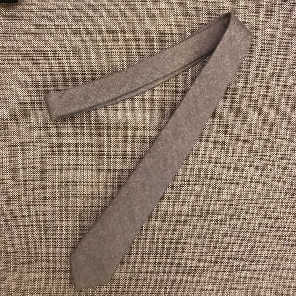 Ties.com Men's Heather Gray Tie 100% Wool