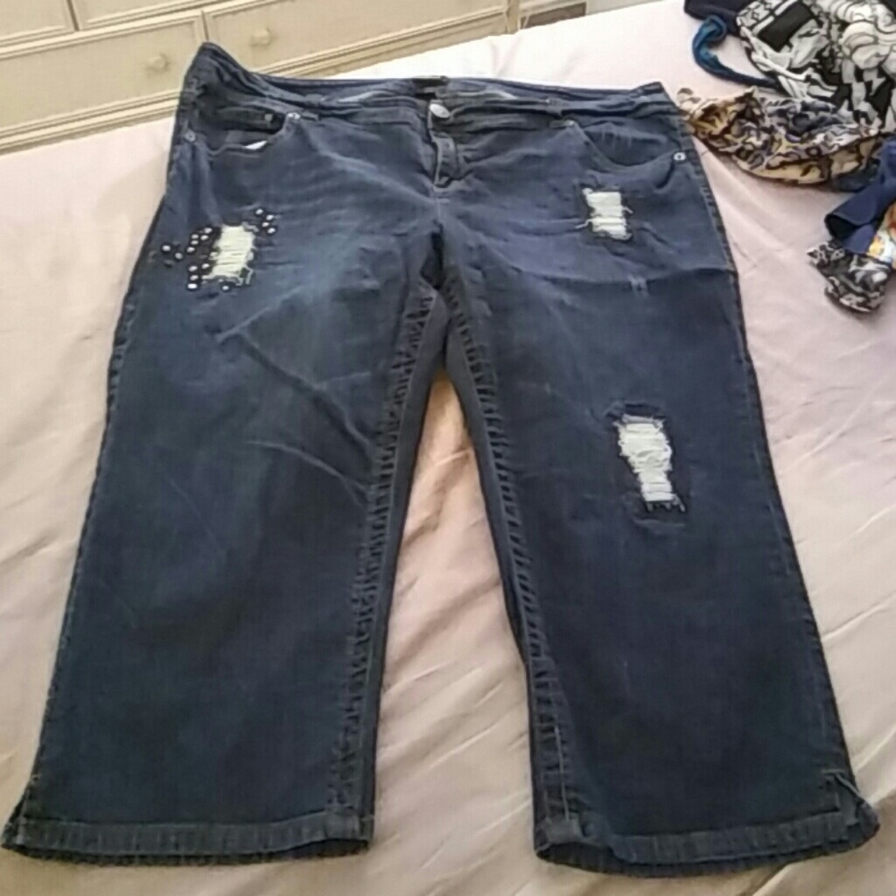 Capris