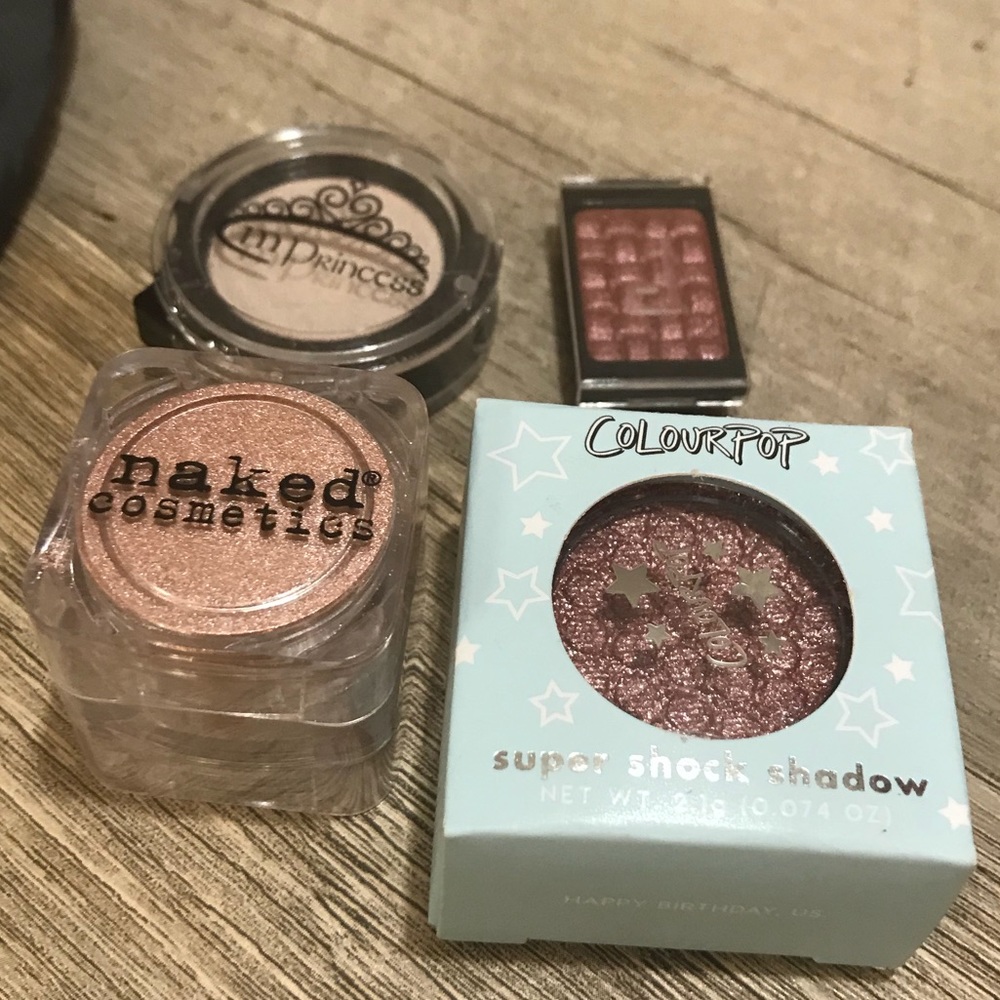 !FLASHSALE! Eyeshadow Beauty Lot! All new