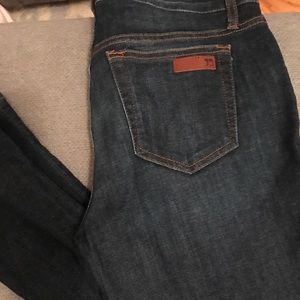 Joe’s Denim Size 29 Skinny Jeans.