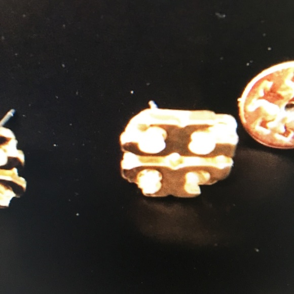 NWOT TORY BURCH LOGO STUD EARRINGS - Picture 4 of 4