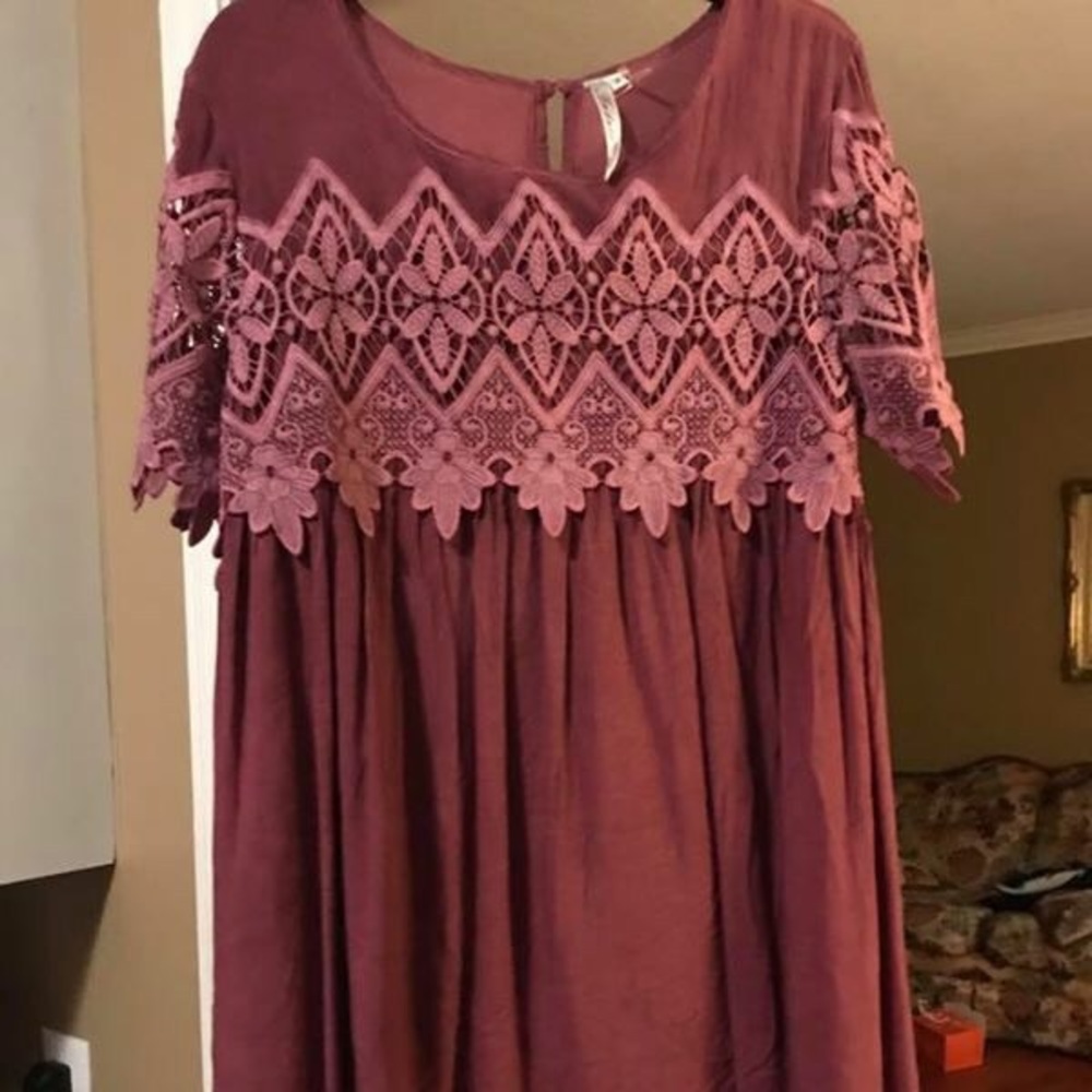 Mint Julep lace dress