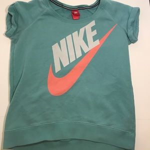 Nike short sleeve sweatshirt