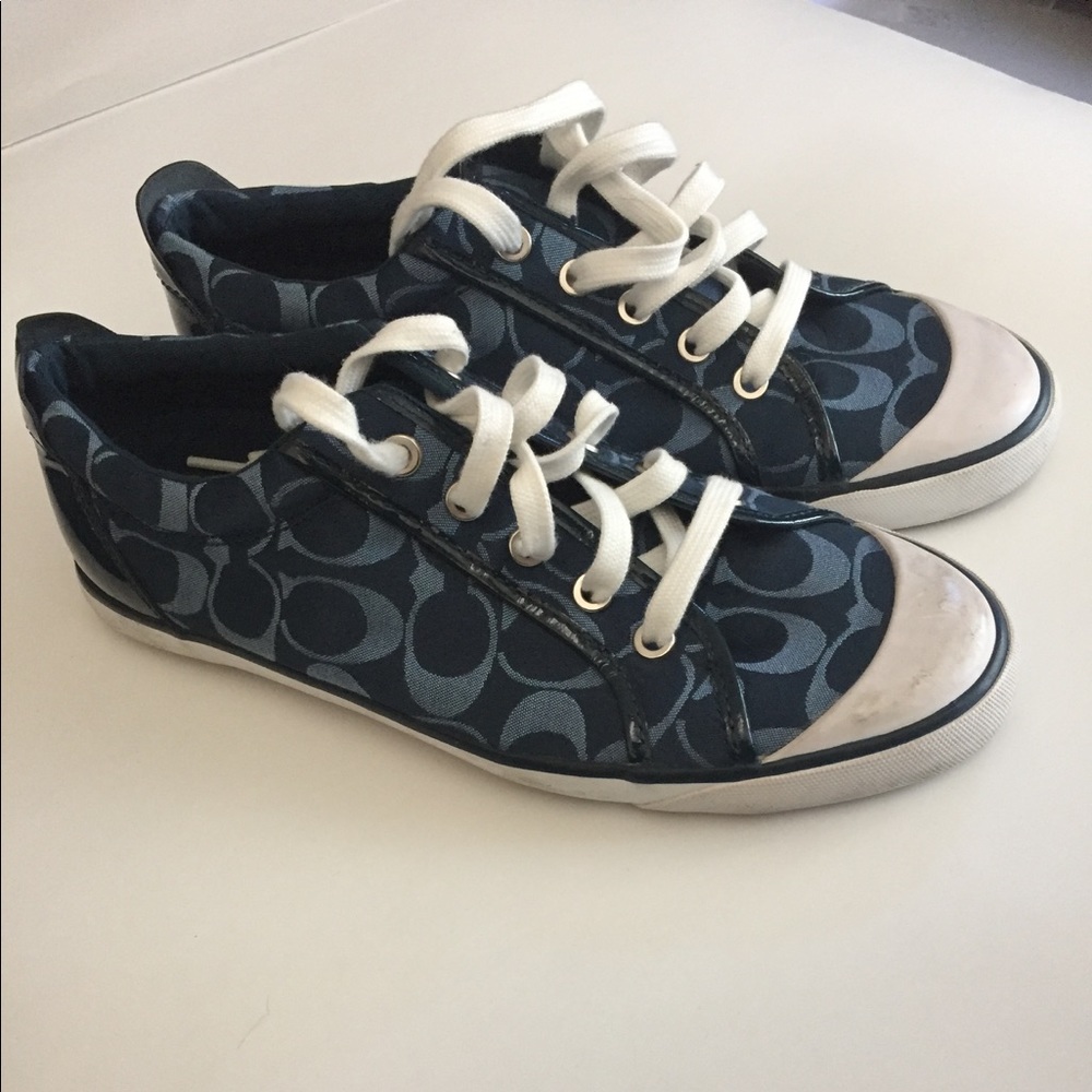 Women's Authentic Barrett Sneakers