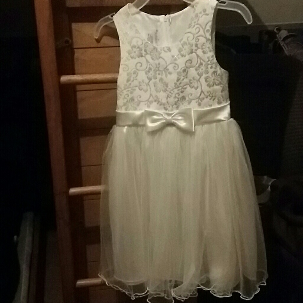 Flower girl dress