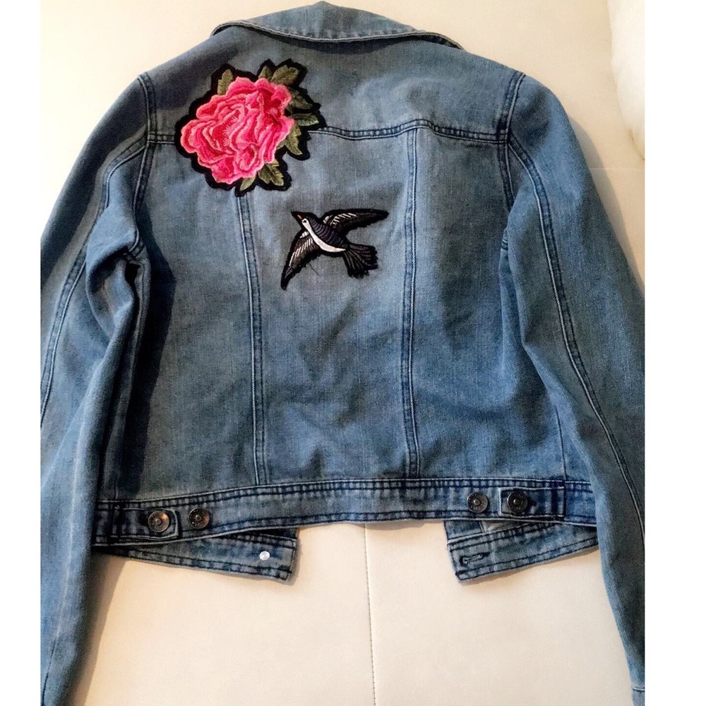 Embroidered Jean Jacket ✨