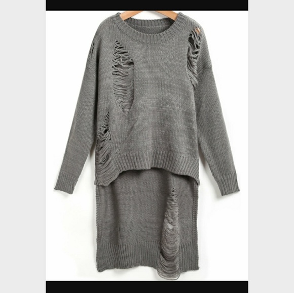 Asymmetrical Ripped Sweater - Picture 2 of 2