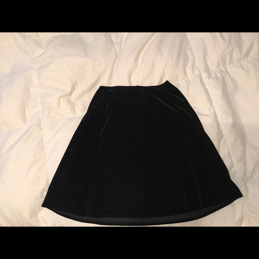 J.R Nites by Caliendo black velvet skirt