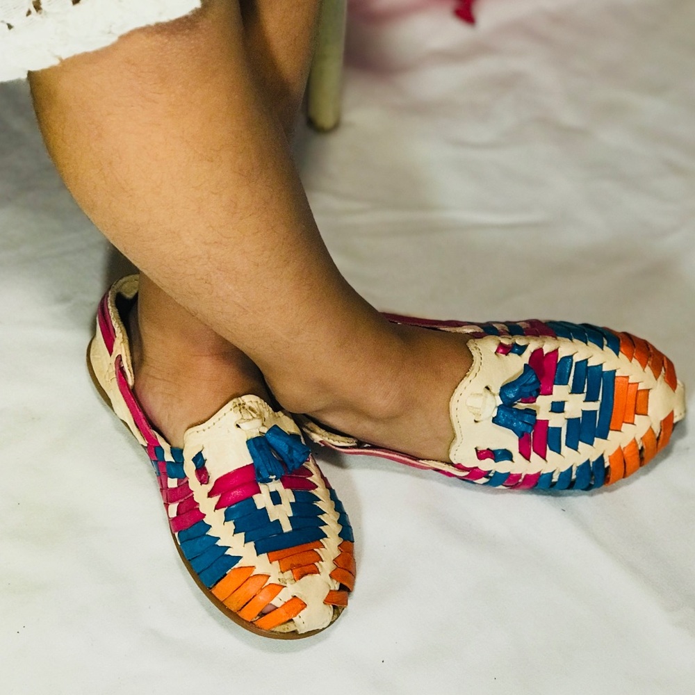 “Ari” Mini Girl’s Huarache - Picture 3 of 3