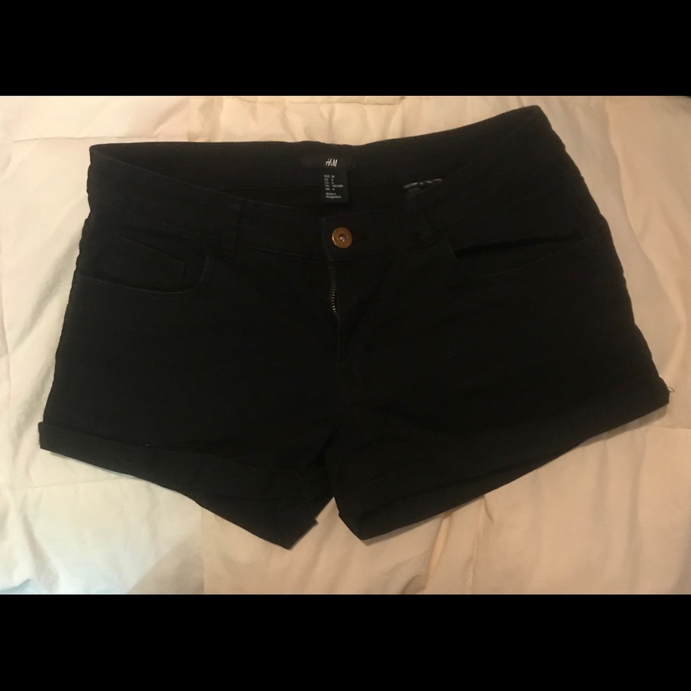 H&M Black Size 6 Shorts