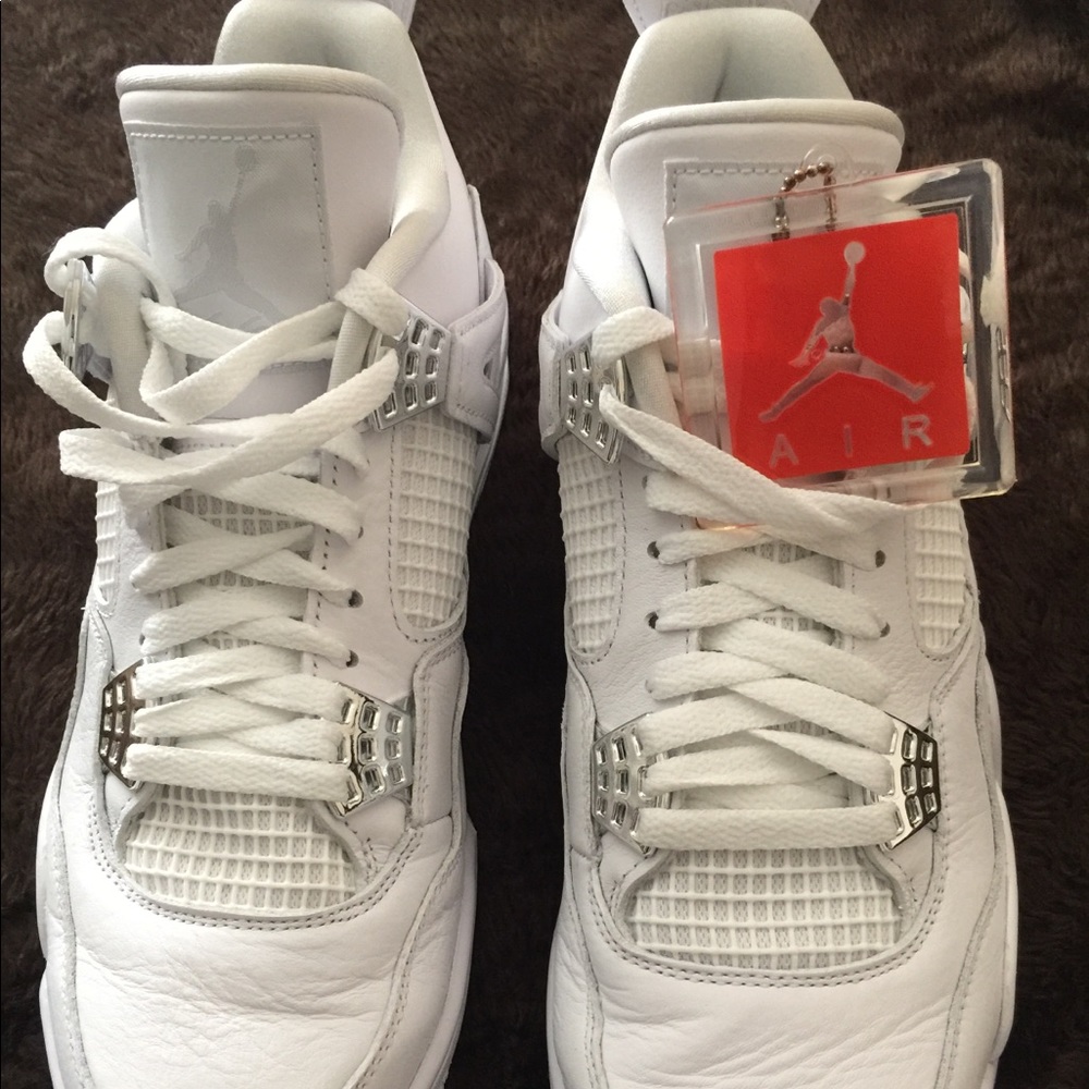 2016 Jordan 4 “Pure Money”