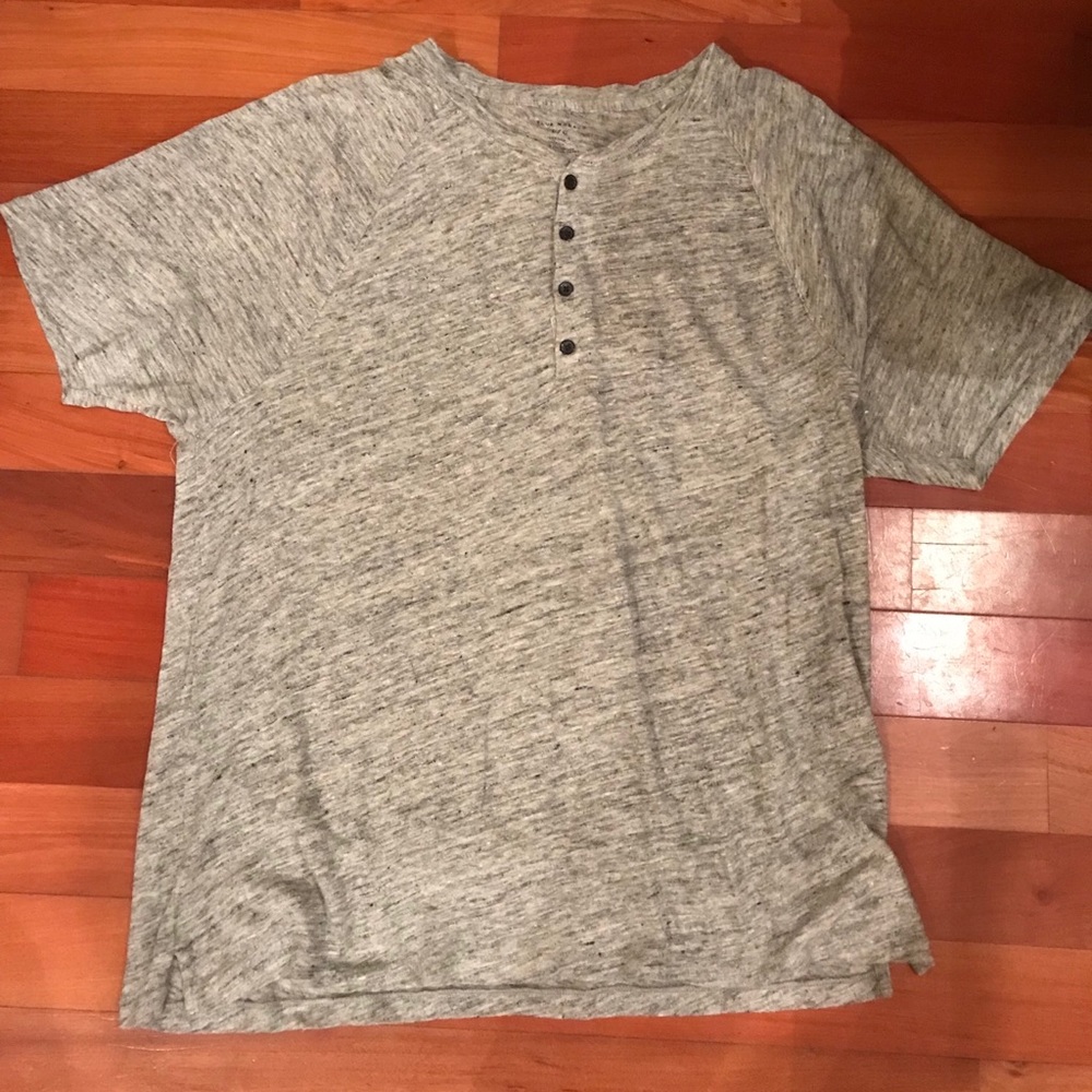 Club Monaco 100% linen shirt sleeve Henley