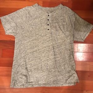 Club Monaco 100% linen shirt sleeve Henley