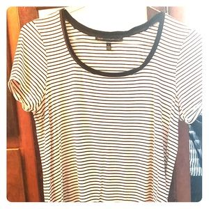 White House Black Market fine viscose t shirt White House Black Market fine viscose t shirt
