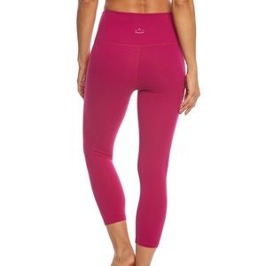 Beyond Yoga Capri Leggings