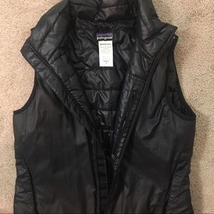 Women’s Patagonia down vest