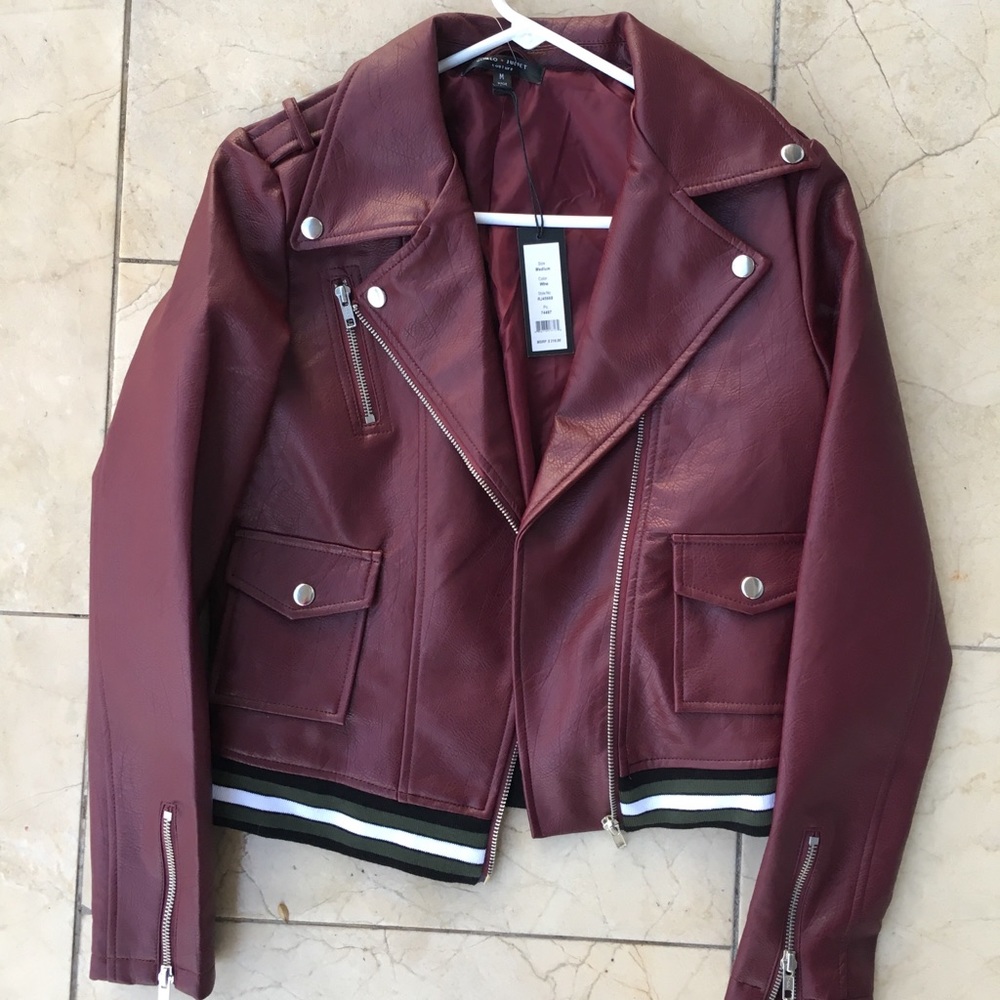 Romeo & Juliet Coutoure Womens Jacket