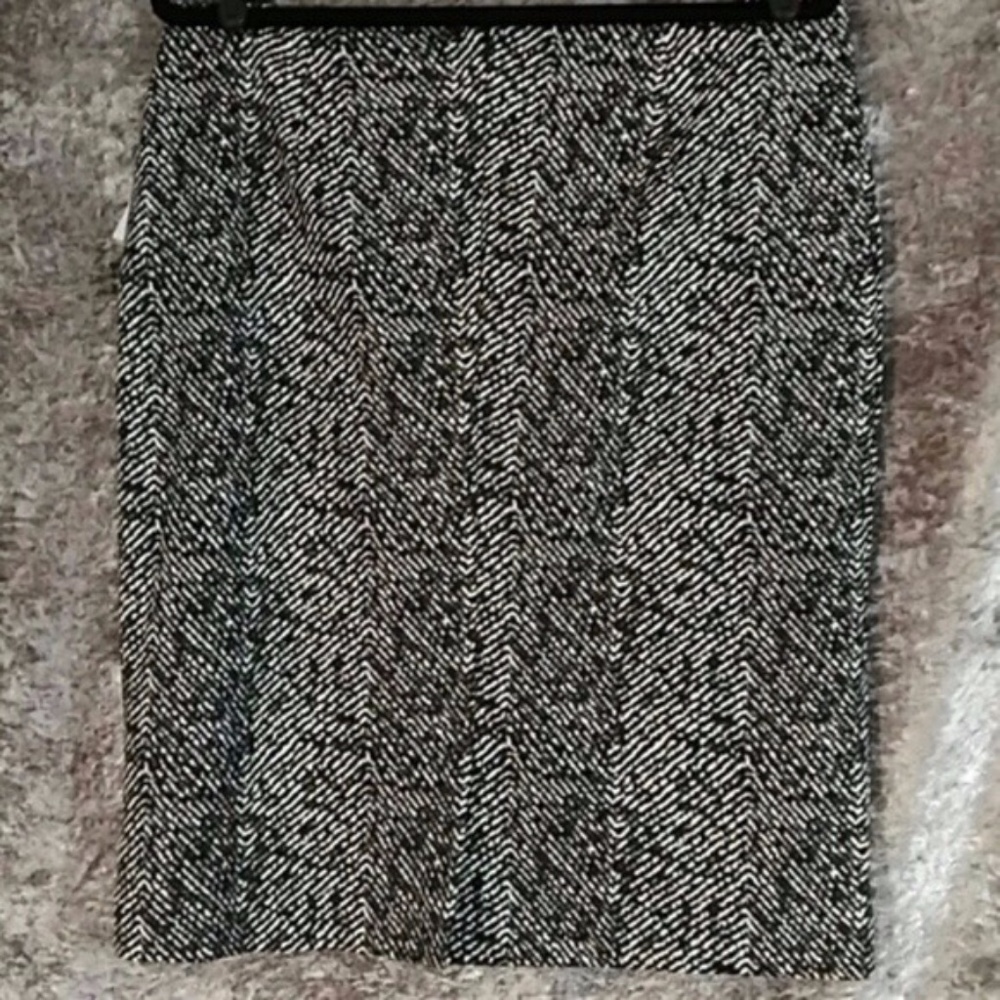 NWT Petite Pencil Skirt w/ Stretch Large