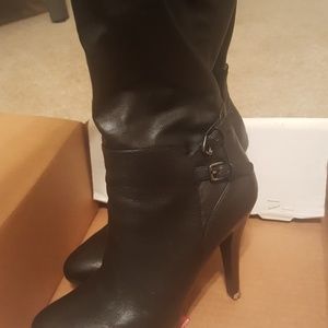 Boots like new. Worn maybe 3 times