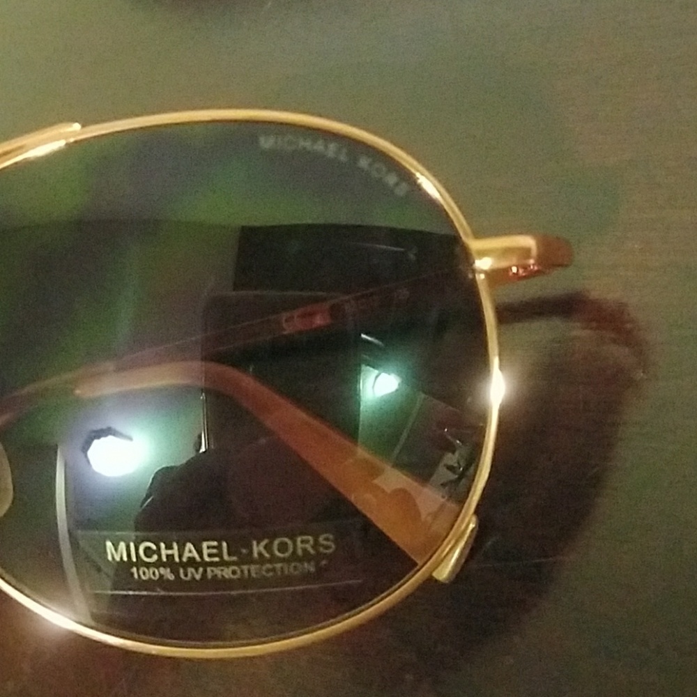 SOLD.    Michael kors Copper Sunglasses - Picture 4 of 8