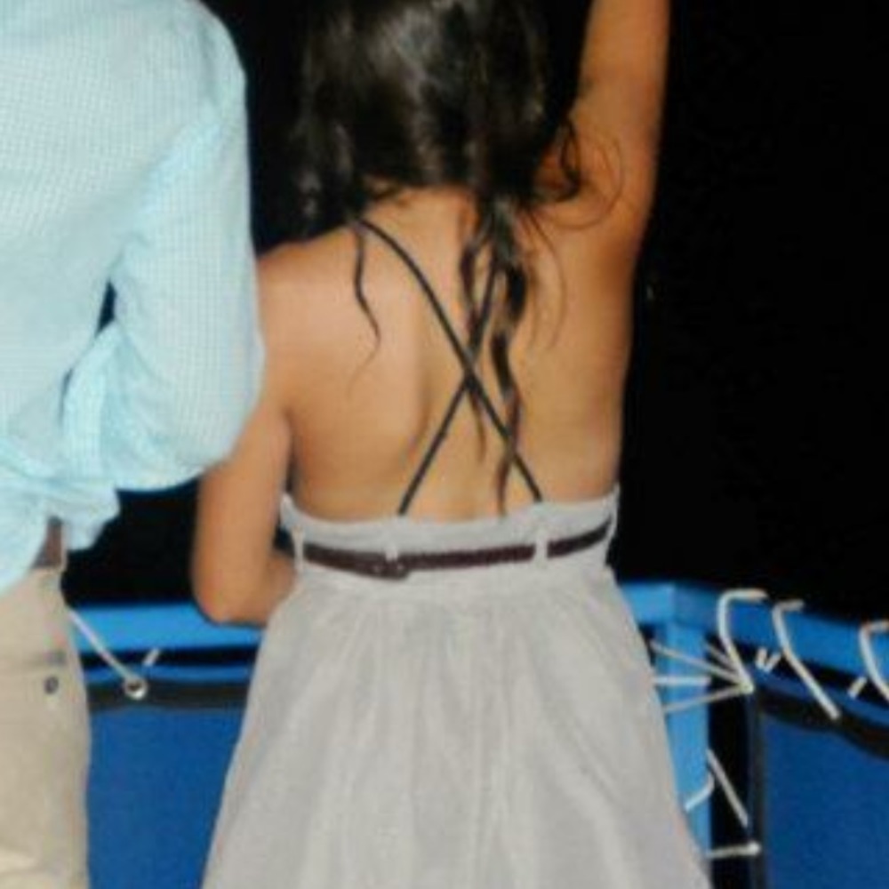 Dress - Picture 4 of 4