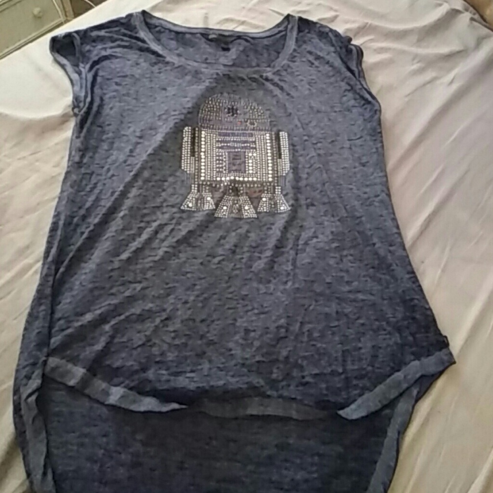Tee