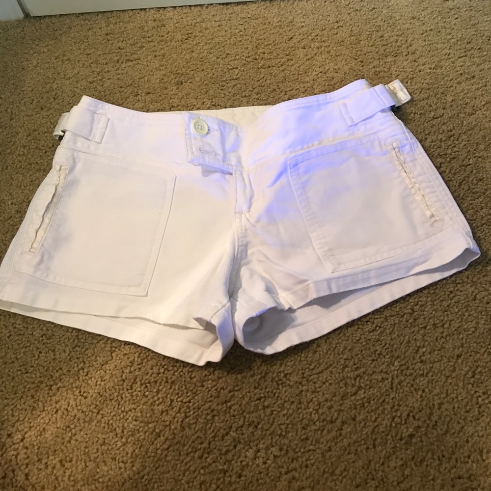 AF white shorts