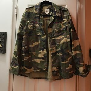 Gap Camo Light Jacket with Embroidery