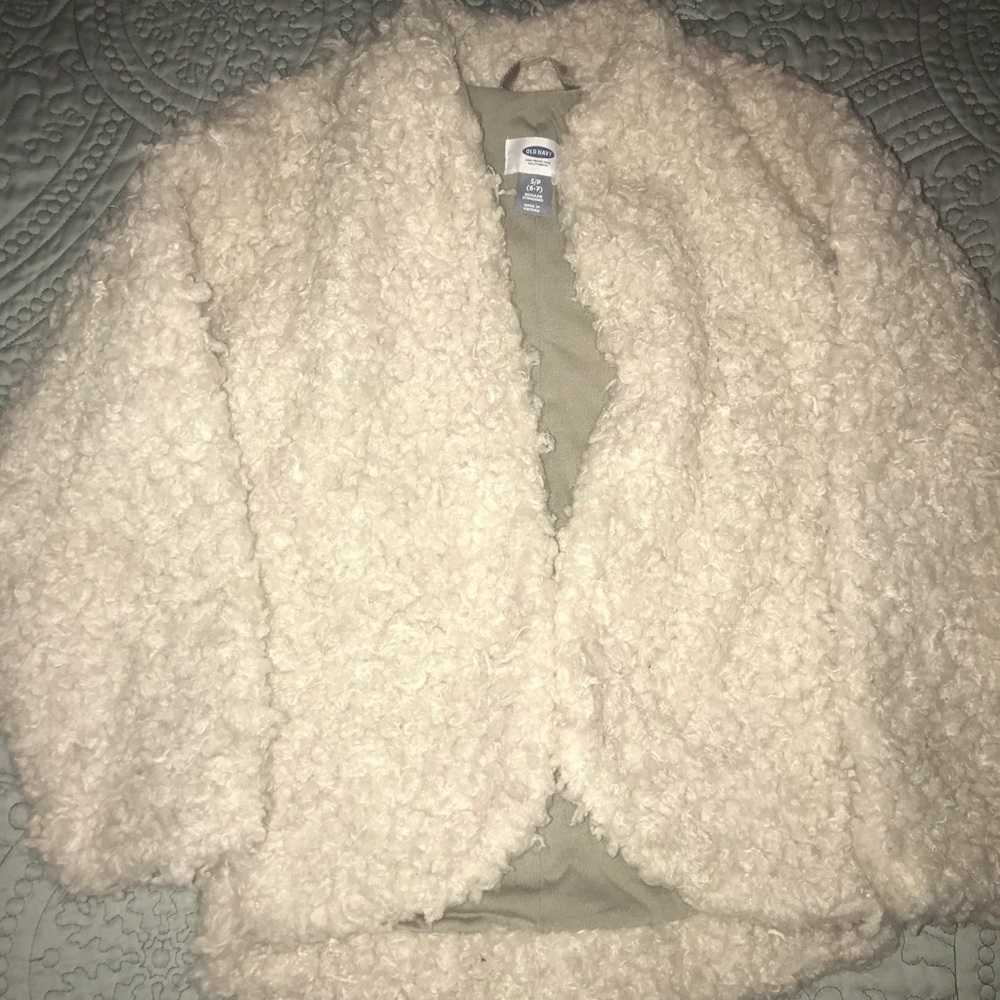 Old Navy Childrens Faux wool fur jacket. NWT