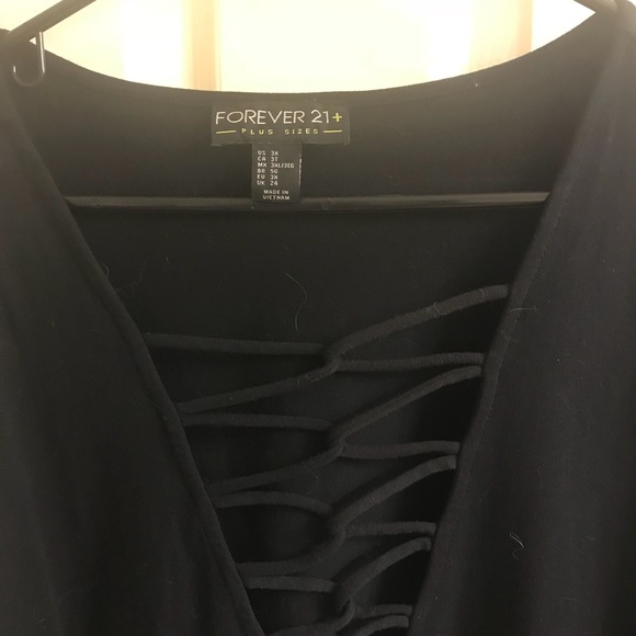 Fun top! - Picture 3 of 3