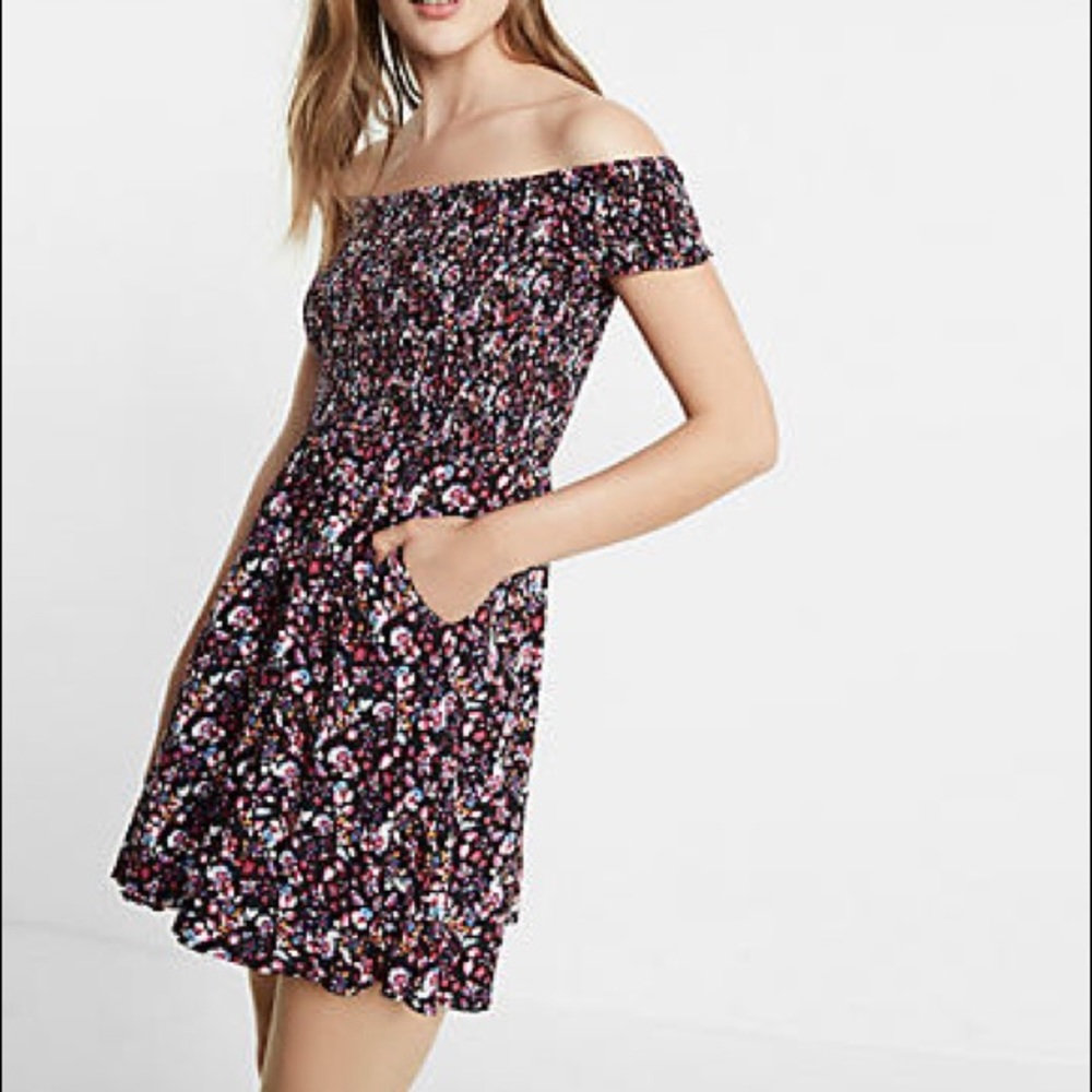 EXPRESS Off-shoulder Floral Dress