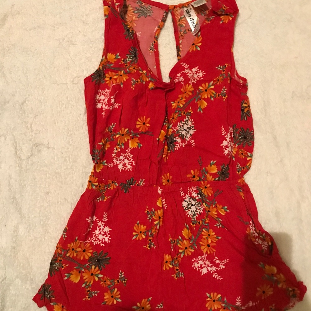 FLORAL PATTERN ROMPER