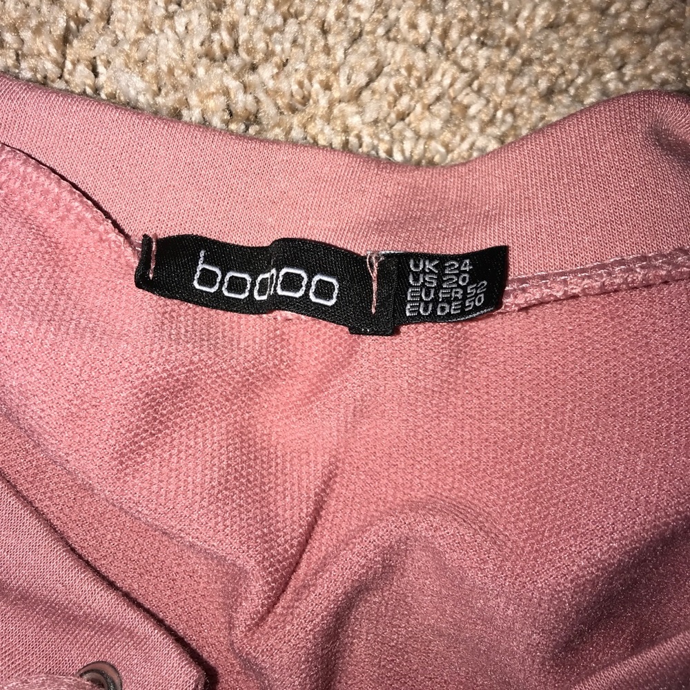 Boohoo plus size sweater - Picture 3 of 4