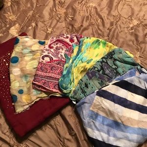 Set of 6 fashion scarves