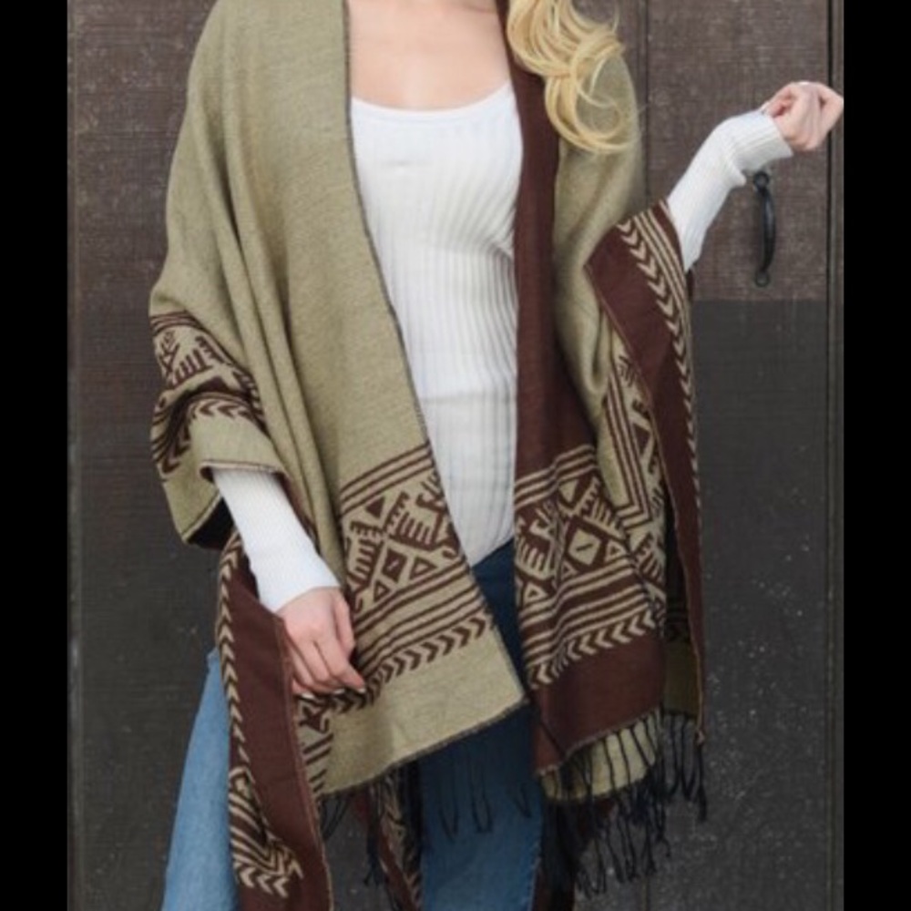 A Reversible Ruana ( Shawl, Cape, Kimono, Etc.)