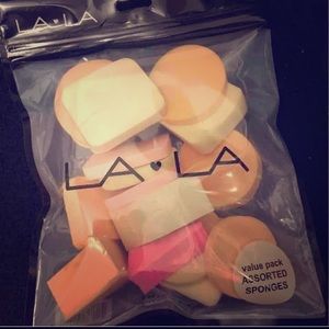 LA•LA Assorted Cosmetic Sponges