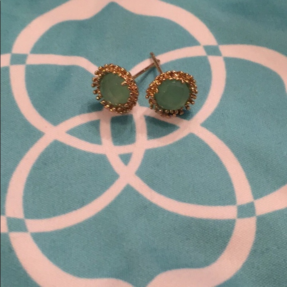 Kendra Scott Carly Studs Chalcedony