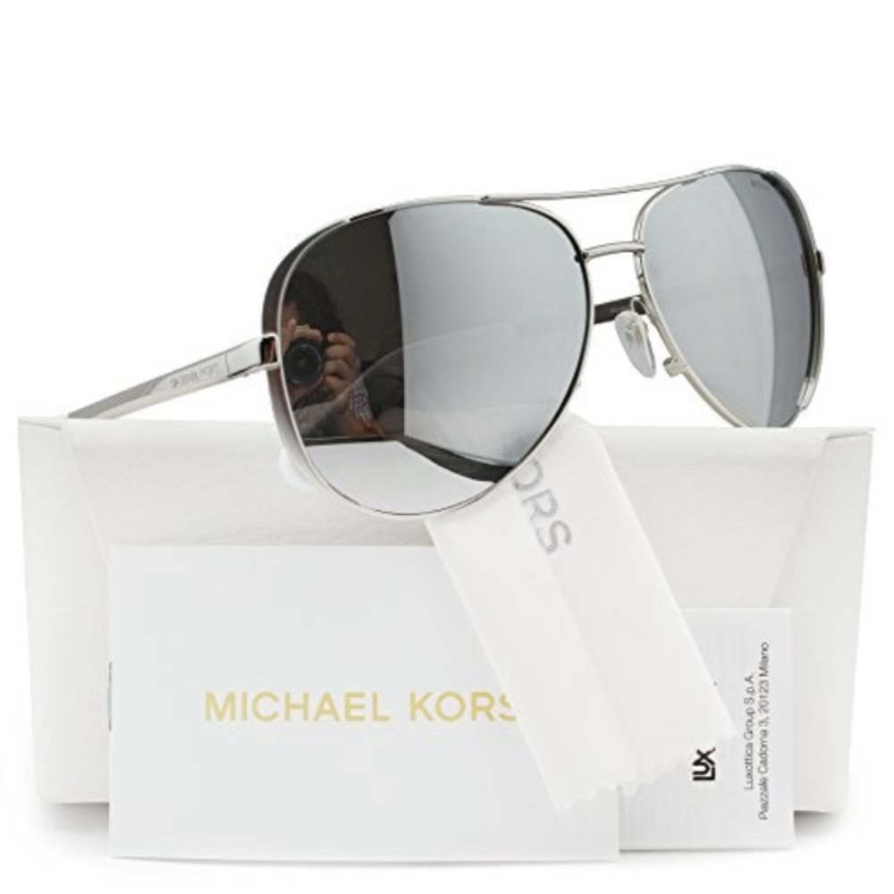 NWT Michael Kors polarized sunglasses 🕶💕