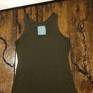 Under armour tank olive small last drop