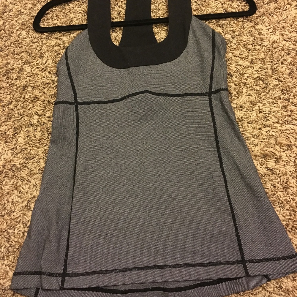 Lululemon scoop neck tank
