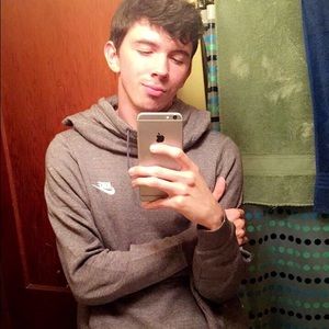 Meet your Posher, Dylan