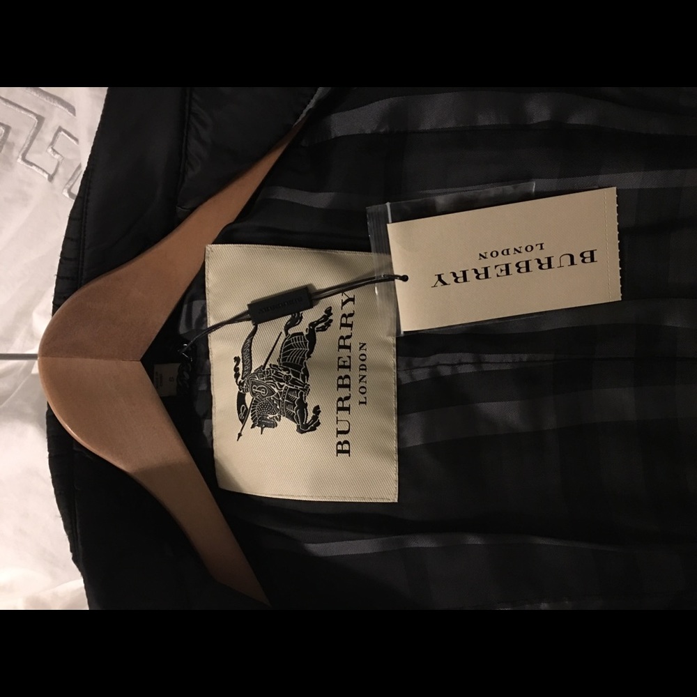 Burberry Fall Jacket - Picture 3 of 7