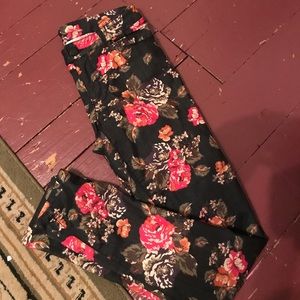 Dark denim skinny floral jean