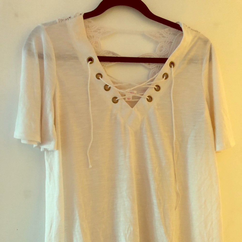 Flowy Tee
