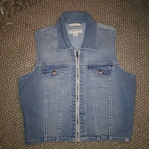 Nice Jacket Adam Levine