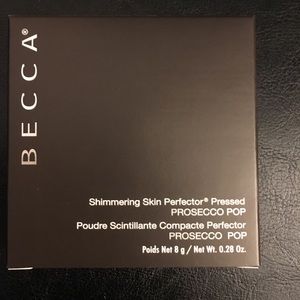 Becca pressed highlighter in prosecco pop Becca pressed highlighter in prosecco pop