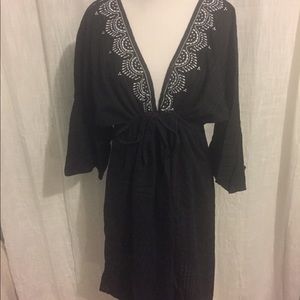 Black and white Pine Con Hill dress size M/L