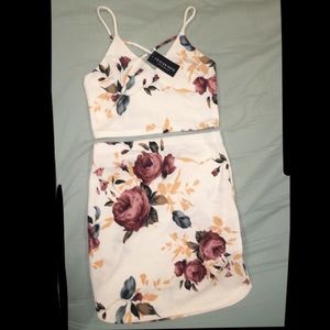 Flower blossom set pencil skirt and crop top.