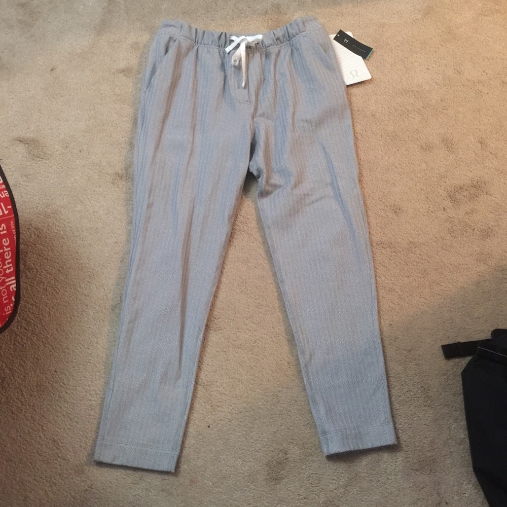 Lululemon jet crop slim