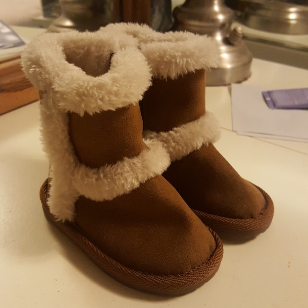 Boots - Picture 1 of 4